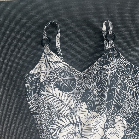 Green Jungle Print Swimsuit - Picture 2 of 7